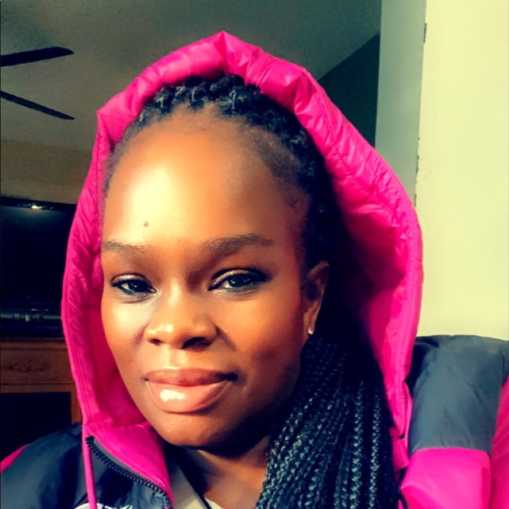 Meet your Posher, Deanne